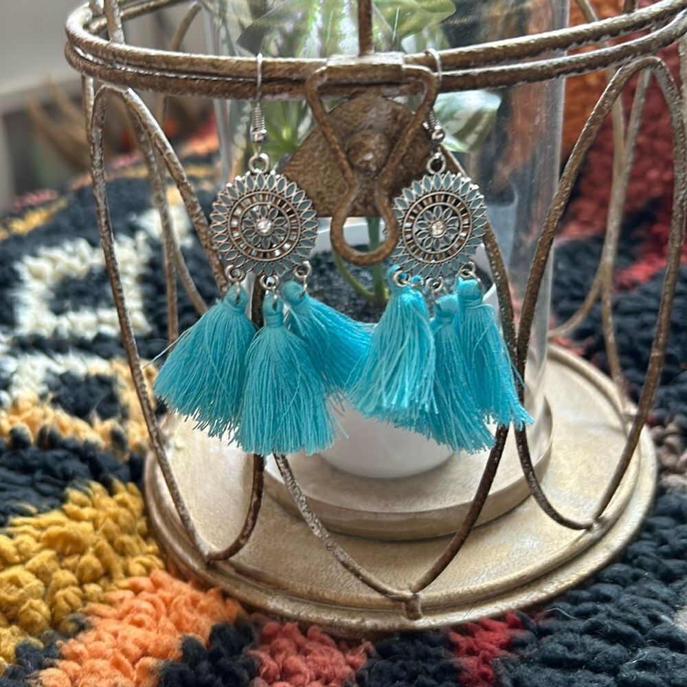 Western earrings 